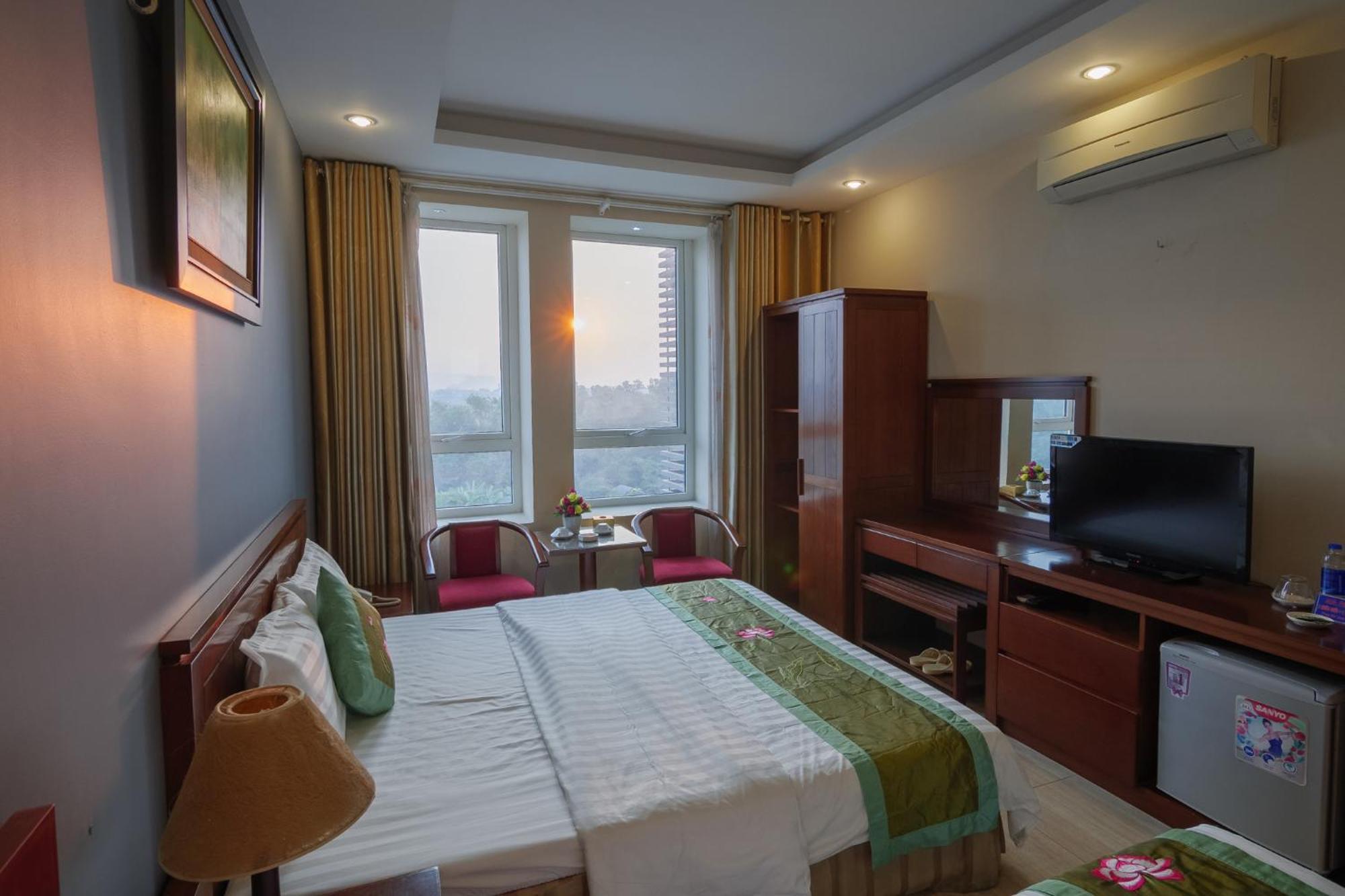 Ngan Ha Hotel Long Bien Hanoi Kültér fotó