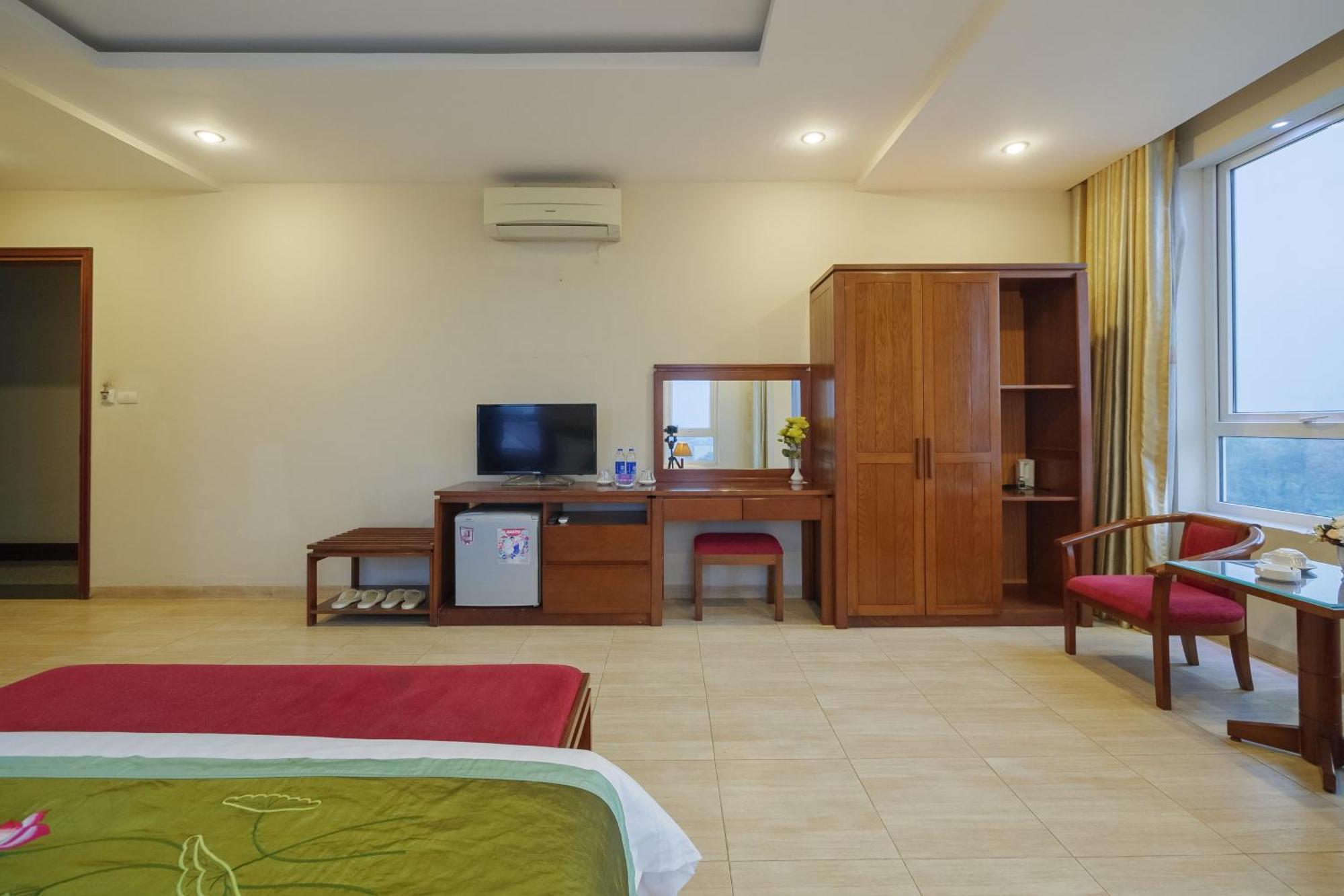 Ngan Ha Hotel Long Bien Hanoi Kültér fotó