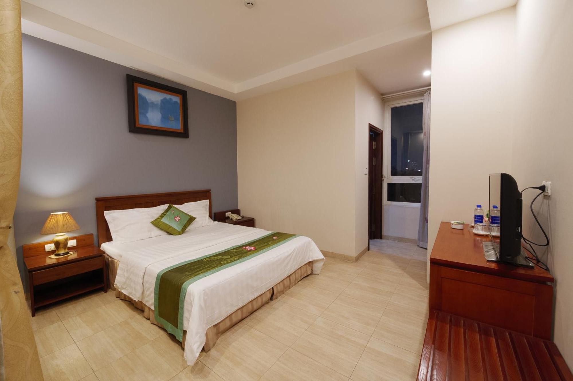 Ngan Ha Hotel Long Bien Hanoi Kültér fotó