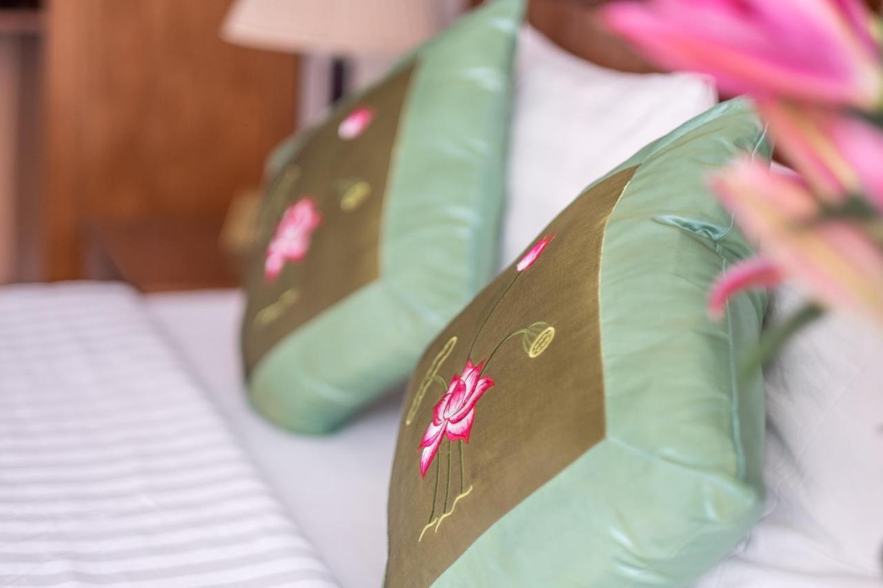 Ngan Ha Hotel Long Bien Hanoi Kültér fotó